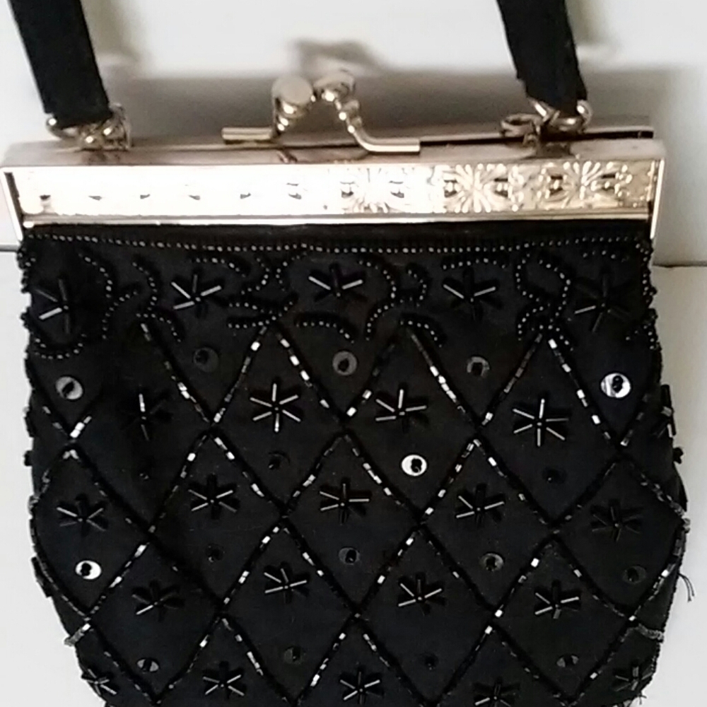 PRESTON & YORK | Little Black Evening Bag - Picture 3 of 8